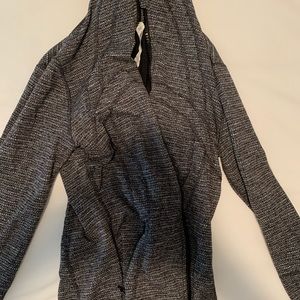 Lululemon jacket size 8!